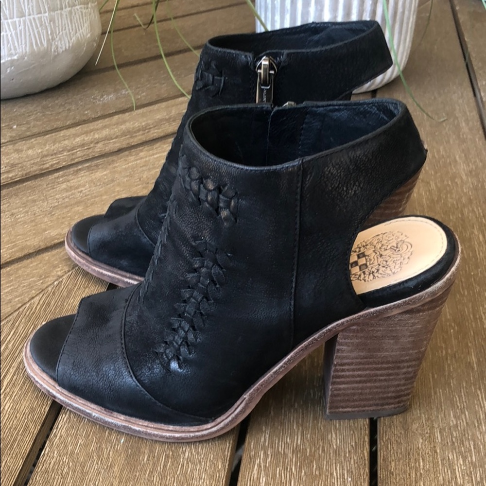 (Sold) Vince Camuto Katri Woven Bootie Black 6.5 - Picture 4 of 8